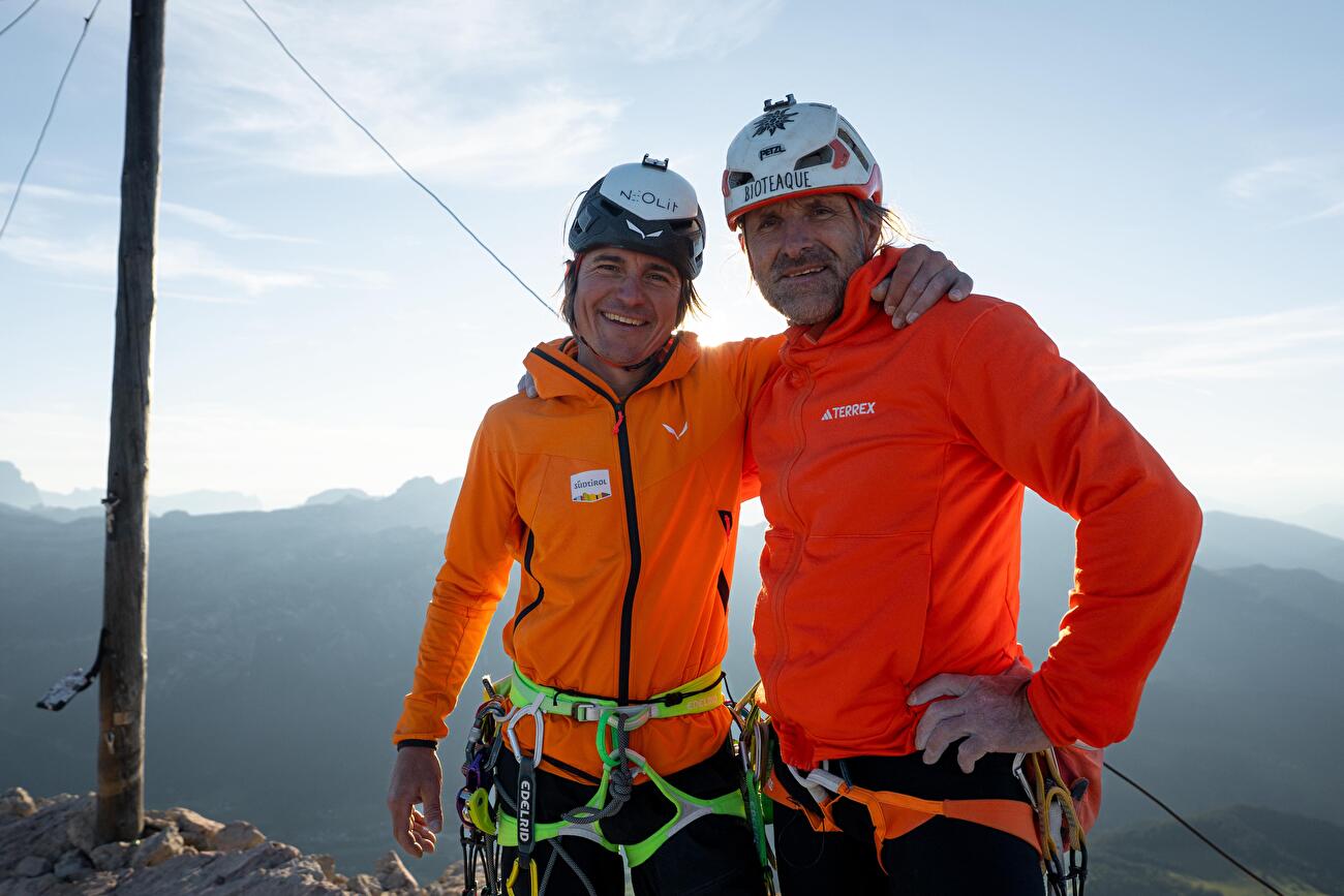 Appassionata Heiligkreuzkofel Dolomites, Simon Gietl, Alexander Huber - Simon Gietl et Alexander Huber après la première ascension de 'Appassionata' sur Heiligkreuzkofel / Sass Dla Crusc, Dolomites