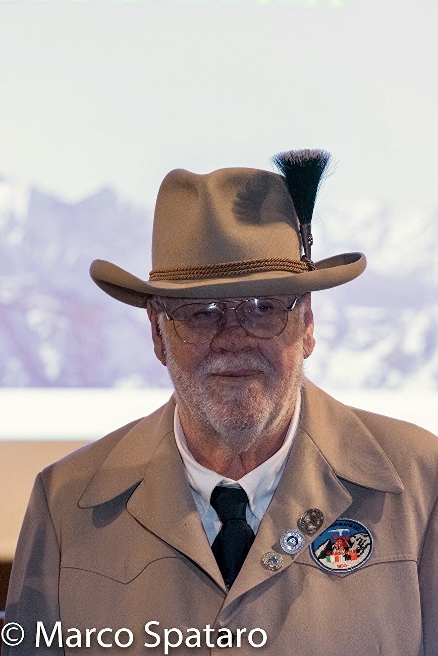 Mont Noir de Pouterey, Mont Bluni, Nicciolò Marra, Gianluco Marra - La première biance par la plus wunly, Gianluuca Marra été 2025) Mont Noir de Pouterey, Mont Bluni, Nicciolò Marra, Gianluco Marra - La première biance par la plus wunly, Gianluuca Marra été 2025)