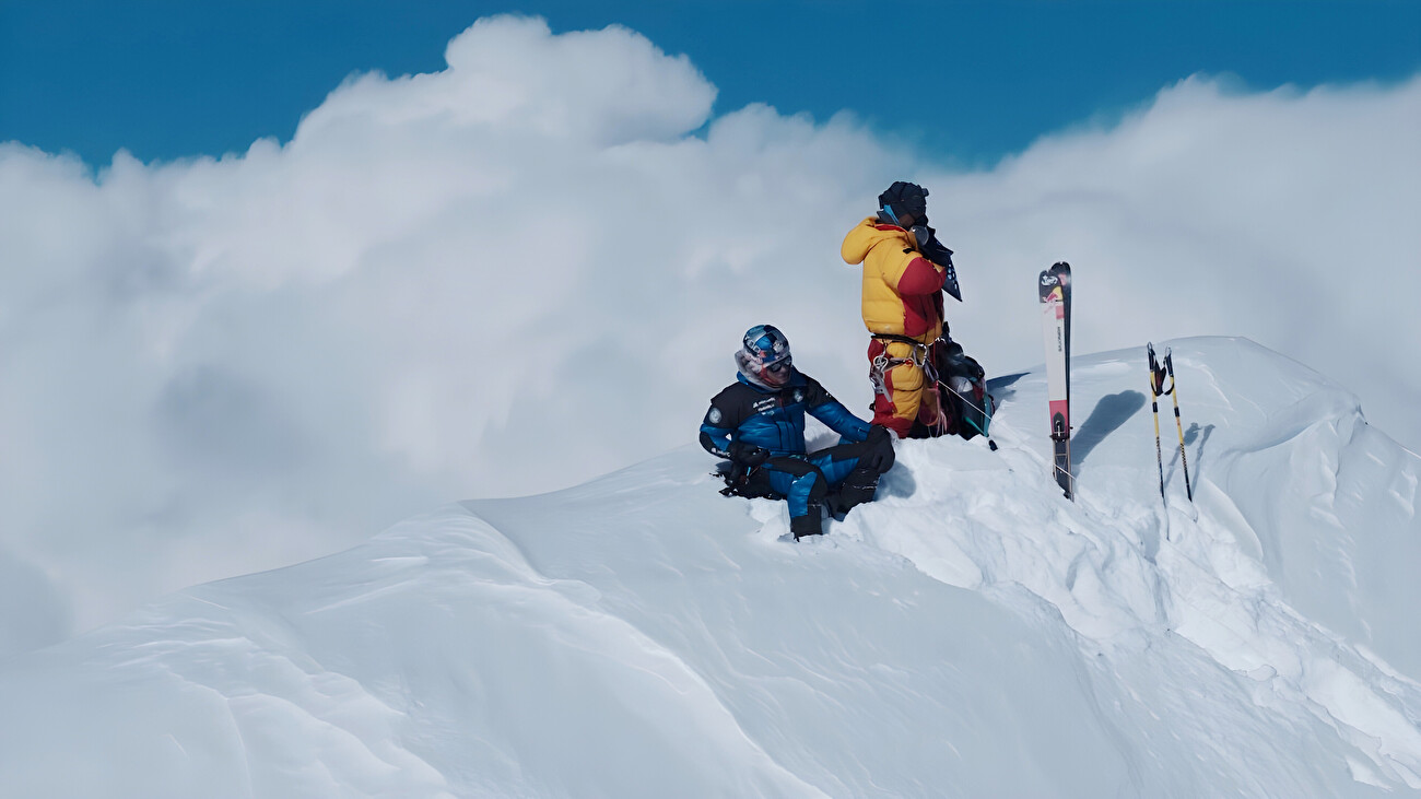 Andrzej Bargiel Everest - Andrzej Bargies faisant la première descente de ski complète de l'Everest sans oxygène en bouteille, septembre 2025 Andrzej Bargiel Everest - Andrzej Bargies faisant la première descente de ski complète de l'Everest sans oxygène en bouteille, septembre 2025