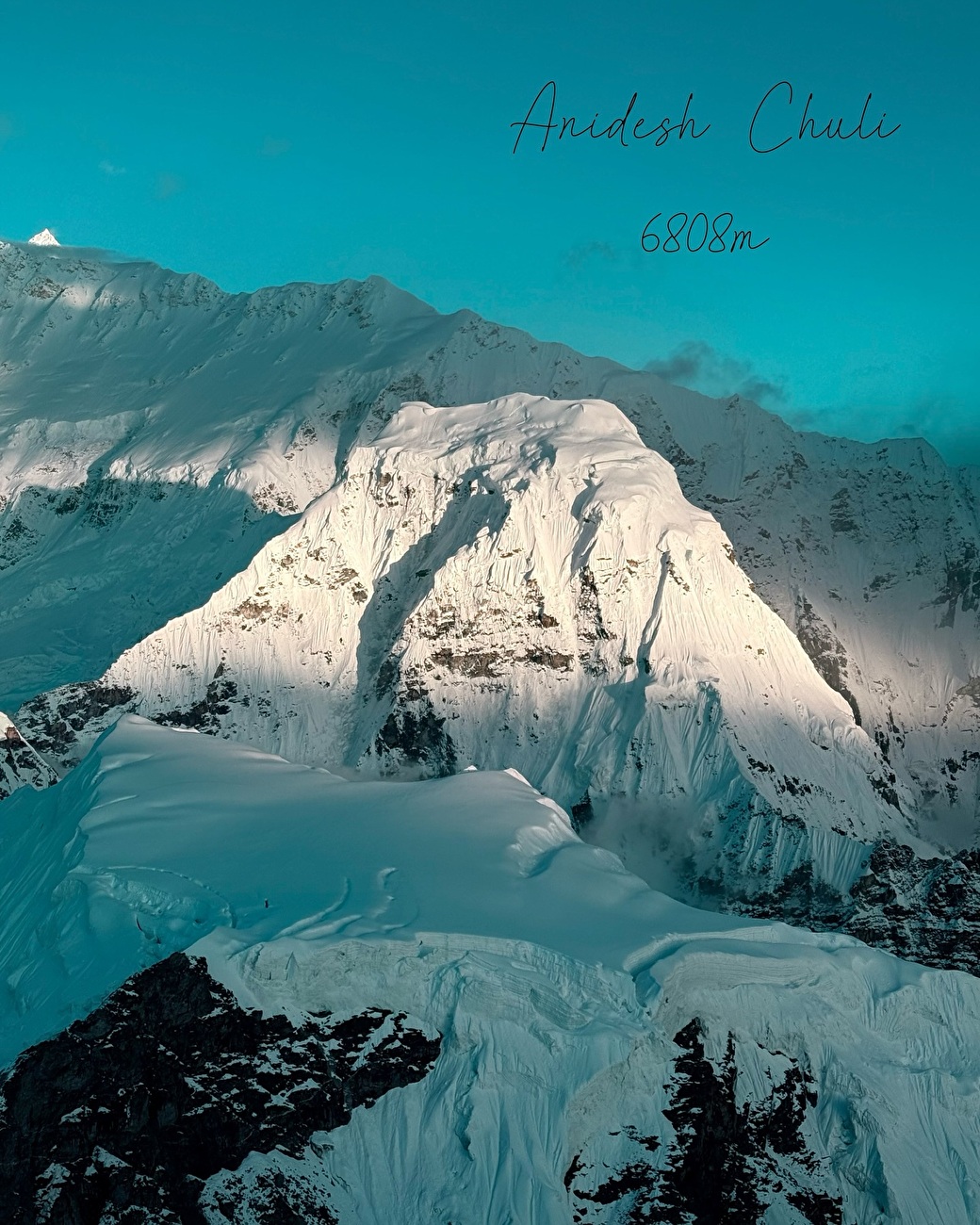 Anidesh Chuli Népal, Nicolas Jean, Benjamin Védrines - Anidesh Chuli (6808m) au Népal, groupé pour la première fois par Nicolas Jean et Benjamin Védrines en septembre 2025 via la North Ridge de la montagne Anidesh Chuli Népal, Nicolas Jean, Benjamin Védrines - Anidesh Chuli (6808m) au Népal, groupé pour la première fois par Nicolas Jean et Benjamin Védrines en septembre 2025 via la North Ridge de la montagne