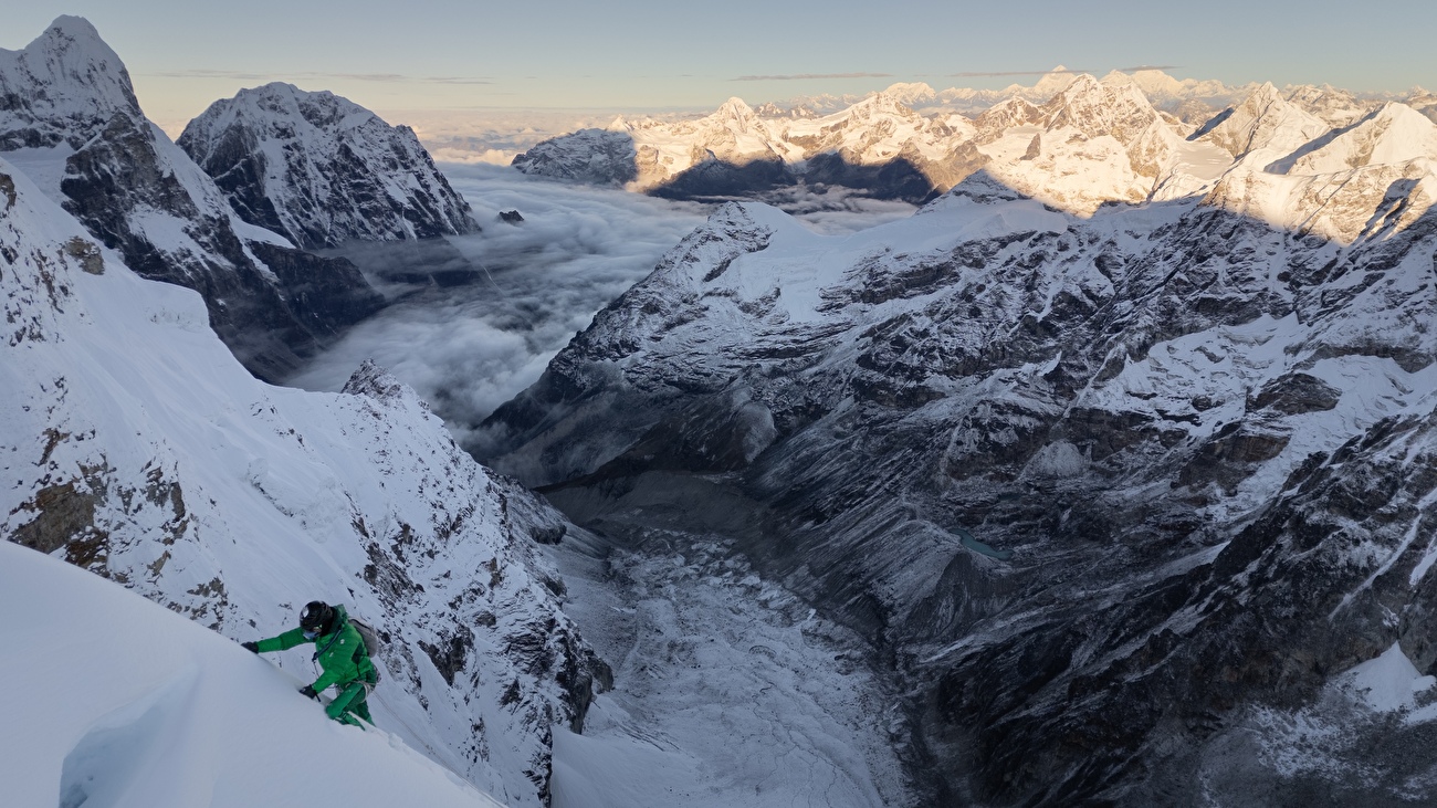 Anidesh Chuli Népal, Nicolas Jean, Benjamin Védrines - Benjamin Védrines faisant la première ascension d'Anidesh Chuli (6808m) au Népal, septembre 2025 Anidesh Chuli Népal, Nicolas Jean, Benjamin Védrines - Benjamin Védrines faisant la première ascension d'Anidesh Chuli (6808m) au Népal, septembre 2025