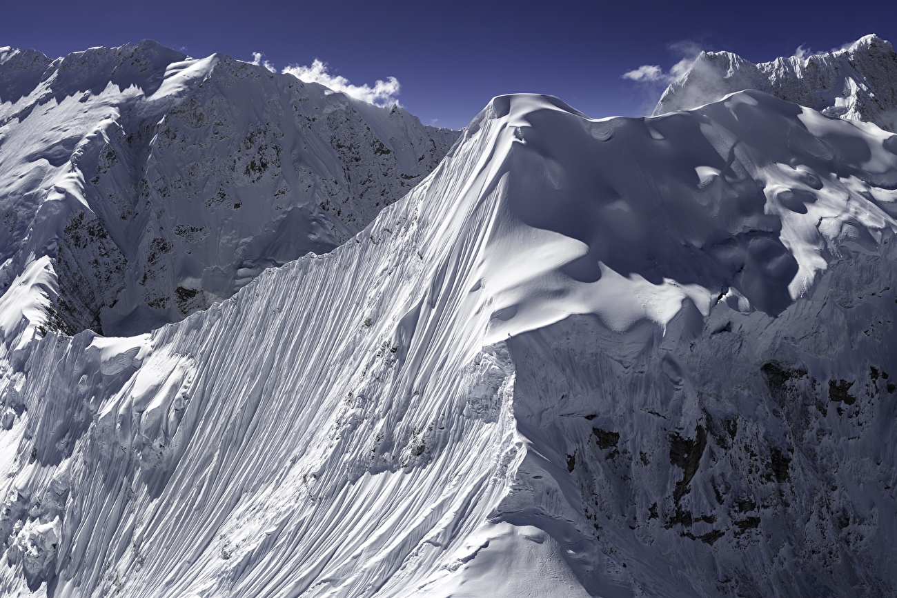 Anidesh Chuli Népal, Nicolas Jean, Benjamin Védrines - Nicolas Jean et Benjamin Védrines faisant la première ascension d'Anidesh Chuli (6808m) au Népal, septembre 2025 Anidesh Chuli Népal, Nicolas Jean, Benjamin Védrines - Nicolas Jean et Benjamin Védrines faisant la première ascension d'Anidesh Chuli (6808m) au Népal, septembre 2025