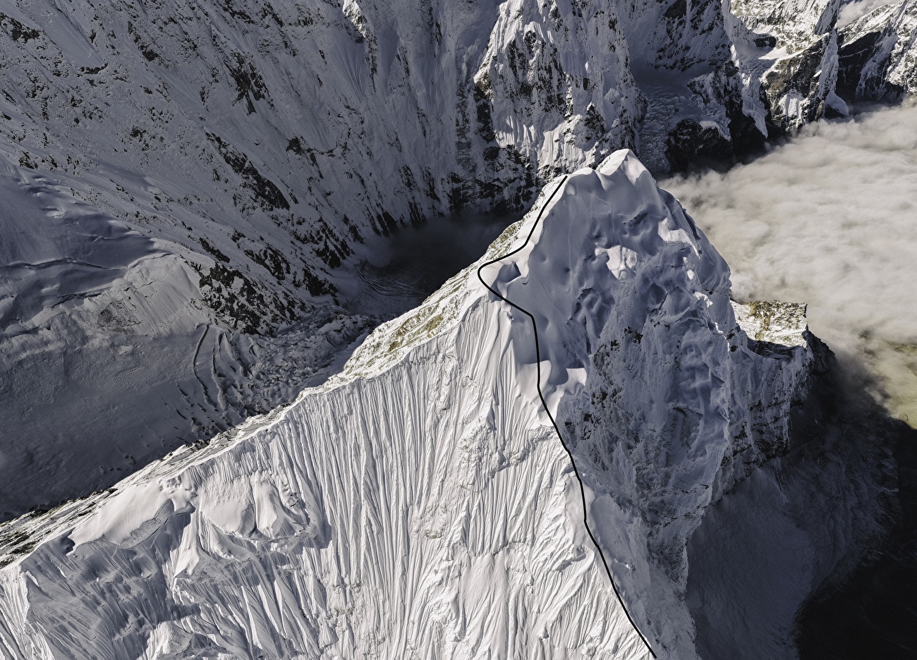 Anidesh Chuli Népal, Nicolas Jean, Benjamin Védrines - La ligne de la route choisie par Nicolas Jean et Benjamin Védrines tout en faisant la première ascension d'Anidesh Chuli (6808m) au Népal, septembre 2025 Anidesh Chuli Népal, Nicolas Jean, Benjamin Védrines - La ligne de la route choisie par Nicolas Jean et Benjamin Védrines tout en faisant la première ascension d'Anidesh Chuli (6808m) au Népal, septembre 2025