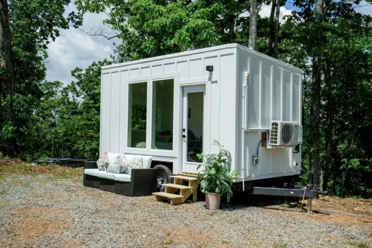 mini-maison en forme de dragon