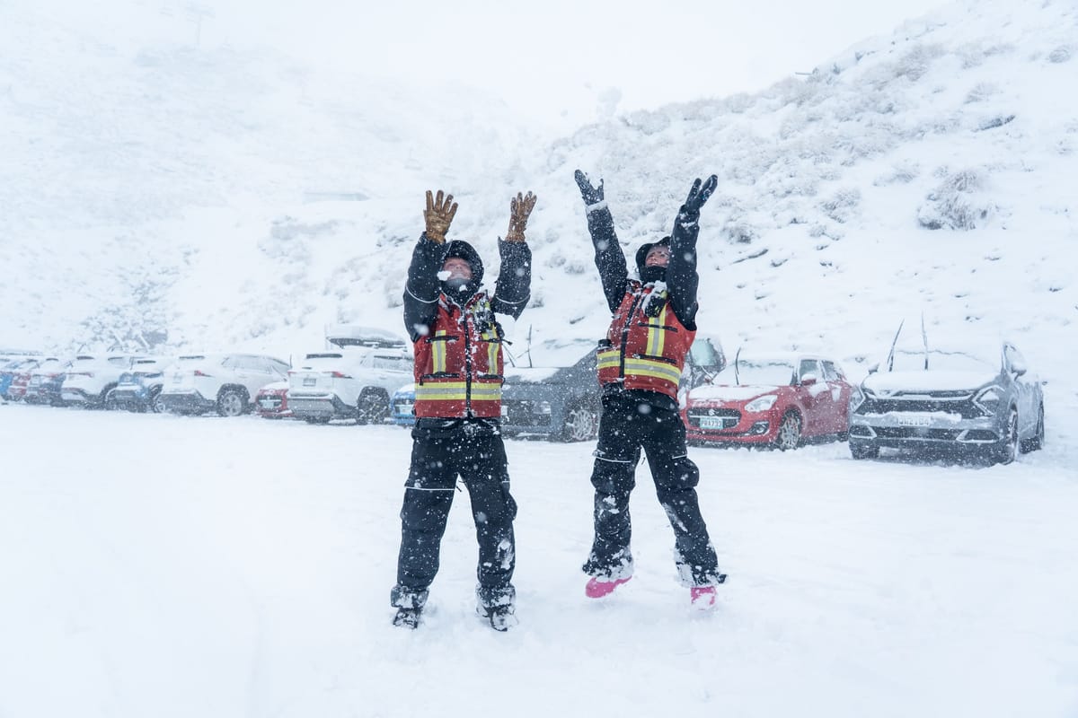 Les stations de ski de l'hémisphère sud profitent de fortes chutes de neige en septembre