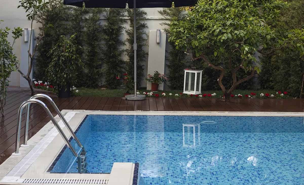 Ma piscine était sans cesse envahie