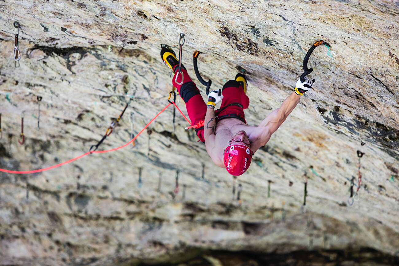 CAMP, hache X-Dream - CAMP, hache X-Dream (Luca Battocchio) CAMP, hache X-Dream - CAMP, hache X-Dream (Luca Battocchio)