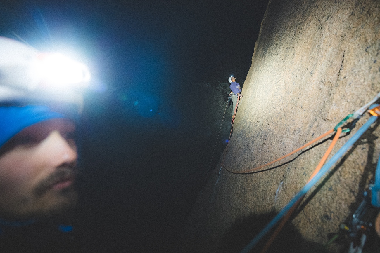 Corse Bavella, Punta Lunarda, Arthur Delicque, Hugo Parmentier, Symon Welfringer - La première ascension de 'Résurrection' sur Punta Lunarda dans le massif de Bavella en Corse (Hugo Parmentier, Symon Welfringer automne 2025) Corse Bavella, Punta Lunarda, Arthur Delicque, Hugo Parmentier, Symon Welfringer - La première ascension de 'Résurrection' sur Punta Lunarda dans le massif de Bavella en Corse (Hugo Parmentier, Symon Welfringer automne 2025)