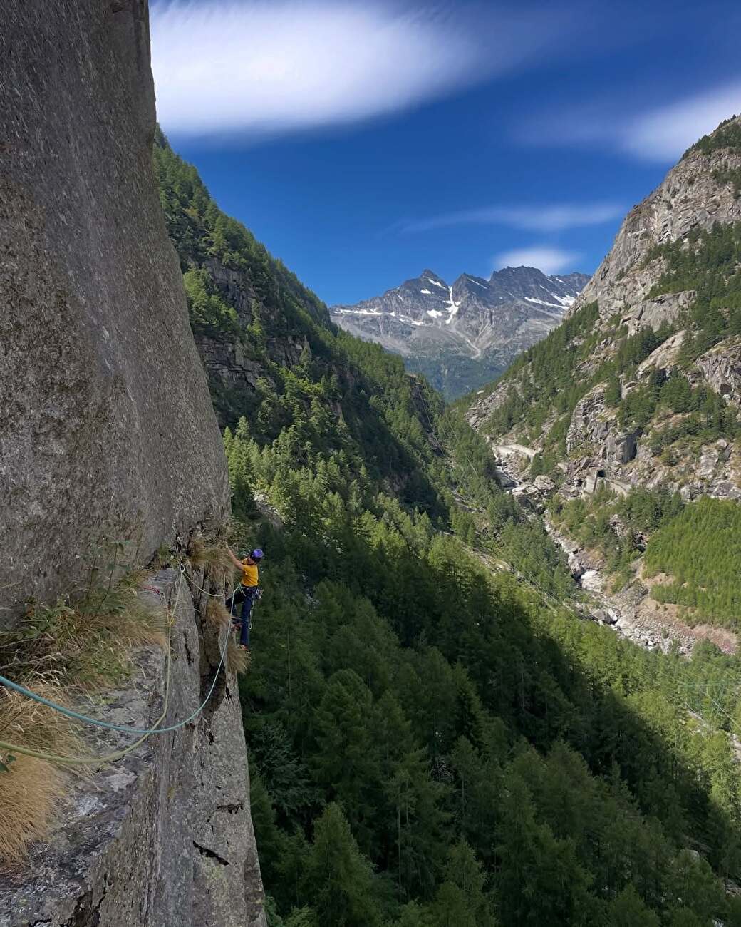 Il merlo libero, Valle Orco, Marcello Bombardi, Davide Gyppaz - La première ascension libre de 'Il merlo libero' sur Parete degli Archi Neri dans la Valle dell'Orco, Italie (Marcello Bombardi, Davide Gyppaz 14/09/2025 Il merlo libero, Valle Orco, Marcello Bombardi, Davide Gyppaz - La première ascension libre de 'Il merlo libero' sur Parete degli Archi Neri dans la Valle dell'Orco, Italie (Marcello Bombardi, Davide Gyppaz 14/09/2025