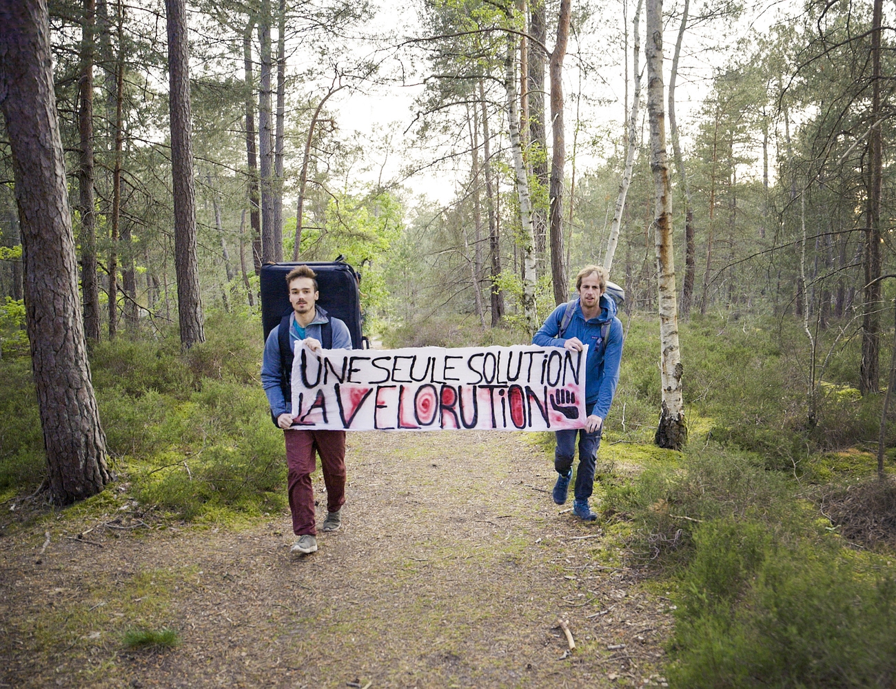 Sébastien Berthe, Hugo Parmentier, Fontainebleau - Seb Berthe & Hugo Parmentier gravissent 100 Fontainebleau 7A en une journée le 14 mai 2023 Sébastien Berthe, Hugo Parmentier, Fontainebleau - Seb Berthe & Hugo Parmentier gravissent 100 Fontainebleau 7A en une journée le 14 mai 2023