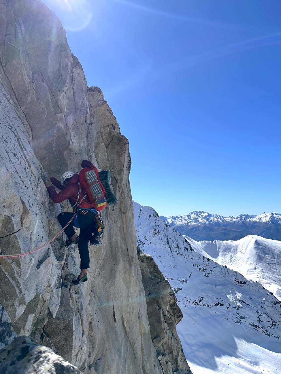 Mont Gulba, Elena Barbist, Elizabeth Mayor, Elena Prem, Hannah Rab, 09/2025) Mont Gulba, Elena Barbist, Elizabeth Mayor, Elena Prem, Hannah Rab, 09/2025)