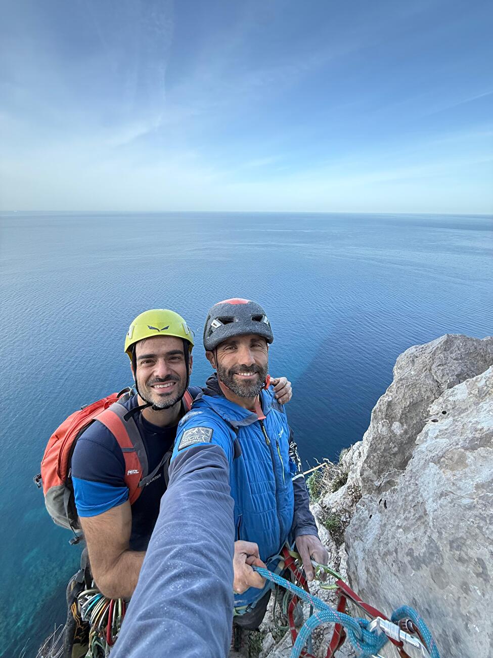 Pizzo della Sella, Monte Gallo, Apennins siciliens, Massimo Flaccavento, Claudio Trovato - La première ascension des « Pêcheurs de rêves », Pizzo della Sella, Monte Gallo, Apennins siciliens (Massimo Flaccavento, Claudio Trovato, 14-15/11/2025) Pizzo della Sella, Monte Gallo, Apennins siciliens, Massimo Flaccavento, Claudio Trovato - La première ascension des « Pêcheurs de rêves », Pizzo della Sella, Monte Gallo, Apennins siciliens (Massimo Flaccavento, Claudio Trovato, 14-15/11/2025)