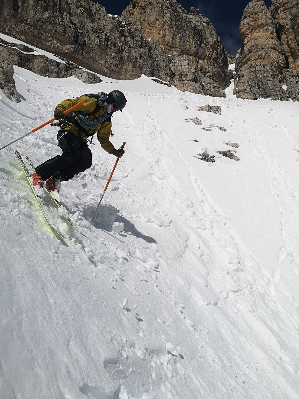 Val Pusteria, Dolomites, Franz Anstein, Davide D'Alpaos, Mirko Forti, Francesco Vascellari - Première descente de la face sud du Crodon di San Candido (2981m), Val Pusteria, Dolomites (Franz Anstein, Davide D'Alpaos, Mirko Forti, Francesco Vascellari, 03/2025) Val Pusteria, Dolomites, Franz Anstein, Davide D'Alpaos, Mirko Forti, Francesco Vascellari - Première descente de la face sud du Crodon di San Candido (2981m), Val Pusteria, Dolomites (Franz Anstein, Davide D'Alpaos, Mirko Forti, Francesco Vascellari, 03/2025)