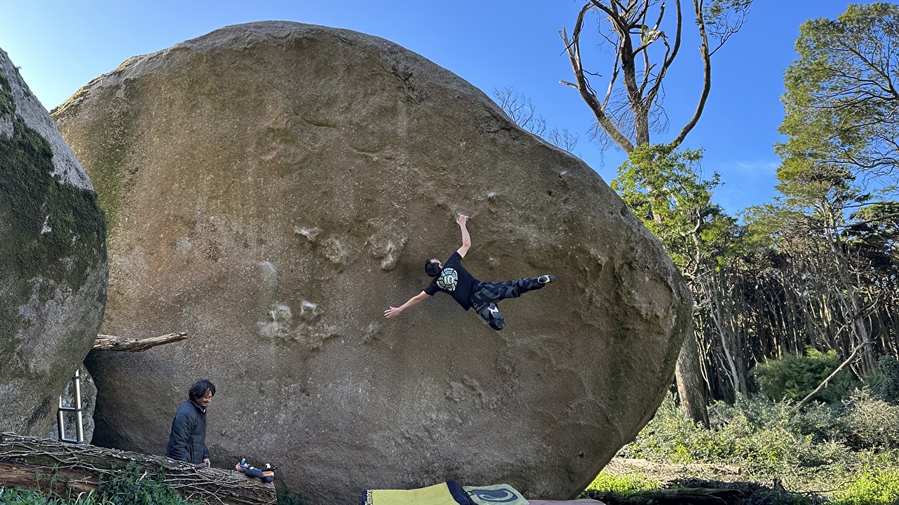 William Bosi - Will Bosi envoie 'Pôr Do Sol' (8C+) à Sintra au Portugal William Bosi - Will Bosi envoie 'Pôr Do Sol' (8C+) à Sintra au Portugal