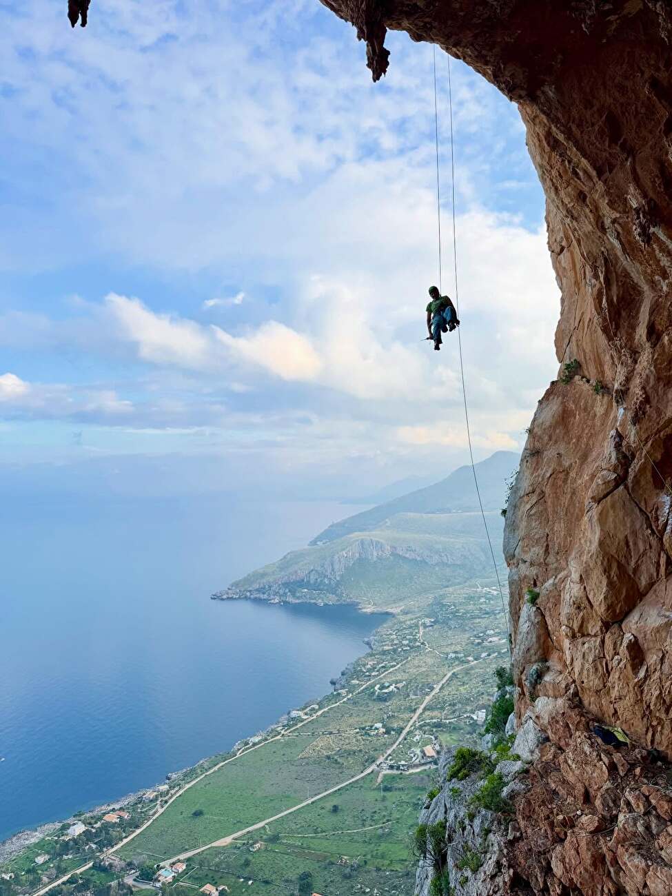 Monte Monaco, San Vito Lo Capo, Sicile, Christoph Hainz, Roger Schäli - La première ascension de Monte Monaco, San Vito Lo Capo, Sicile, Christoph Hainz, Roger Schäli - La première ascension de