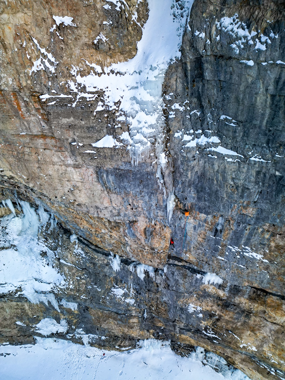 Roc de Garnesier, Dévoluy, France, Melvin Bou, Kilian Moni - Making the first ascent of 'Une histoire d'amitié' on the west face of Roc de Garnesier, Dévoluy, France (Melvin Bou, Kilian Moni 20/01/2026) Roc de Garnesier, Dévoluy, France, Melvin Bou, Kilian Moni - Making the first ascent of 'Une histoire d'amitié' on the west face of Roc de Garnesier, Dévoluy, France (Melvin Bou, Kilian Moni 20/01/2026)