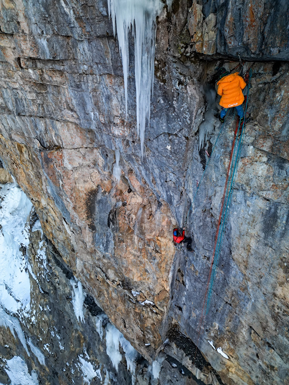 Roc de Garnesier, Dévoluy, France, Melvin Bou, Kilian Moni - Making the first ascent of 'Une histoire d'amitié' on the west face of Roc de Garnesier, Dévoluy, France (Melvin Bou, Kilian Moni 20/01/2026) Roc de Garnesier, Dévoluy, France, Melvin Bou, Kilian Moni - Making the first ascent of 'Une histoire d'amitié' on the west face of Roc de Garnesier, Dévoluy, France (Melvin Bou, Kilian Moni 20/01/2026)