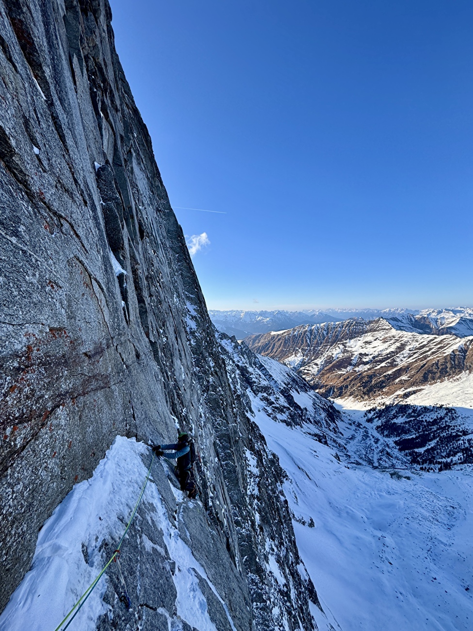 Schutzengelweg, Sagwand, Valsertal, Martin Sieberer, Lukas Waldner - Martin Sieberer et Lukas Waldner effectuent la première ascension hivernale du 'Schutzengelweg' sur la face nord de Sagwandspitze dans le Valsertal, Autriche, le 20/01/2026 Schutzengelweg, Sagwand, Valsertal, Martin Sieberer, Lukas Waldner - Martin Sieberer et Lukas Waldner effectuent la première ascension hivernale du 'Schutzengelweg' sur la face nord de Sagwandspitze dans le Valsertal, Autriche, le 20/01/2026