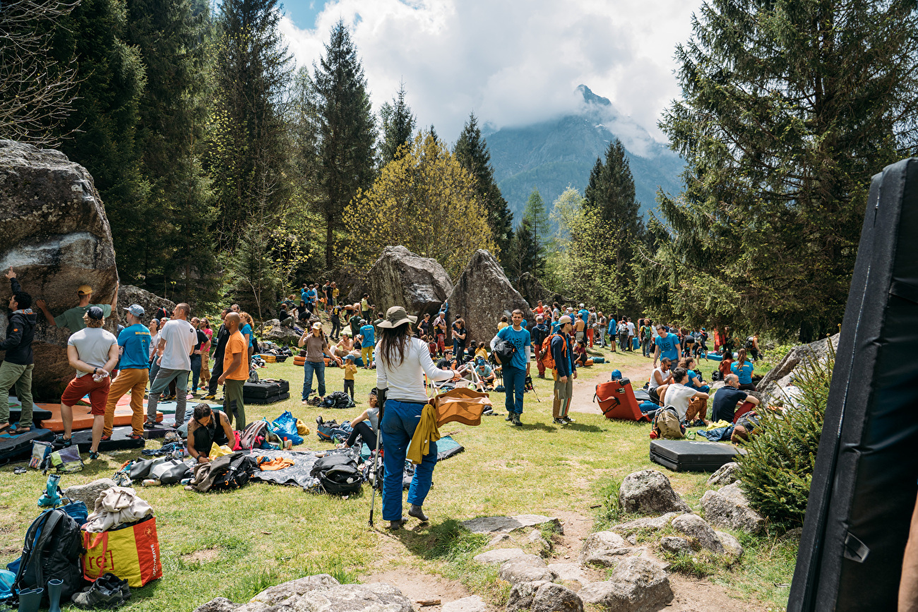 Melloblocco 2025 - Melloblocco 2025 vu à travers les yeux de Silvio Speziale Melloblocco 2025 - Melloblocco 2025 vu à travers les yeux de Silvio Speziale