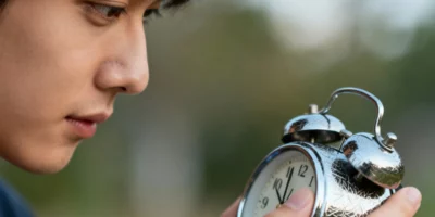 Dormez-vous assez ? Le nombre d’heures qui change tout pour votre cerveau