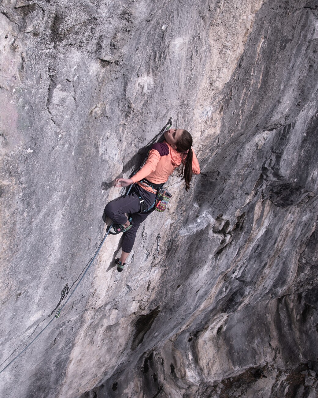 Iris Bielli - Iris Bielli envoie son premier 8c+, Iris Bielli - Iris Bielli envoie son premier 8c+,