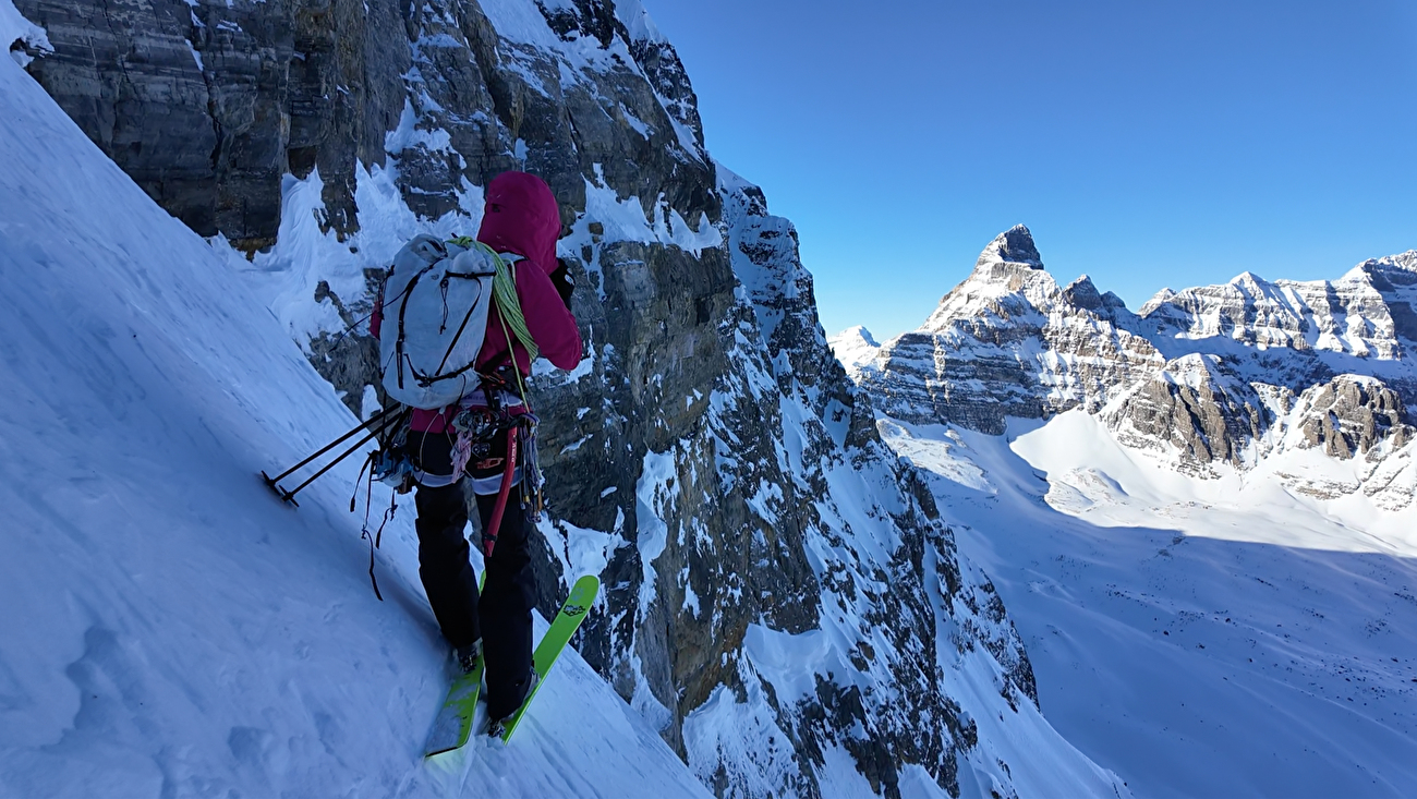 Mount Deltaform Canada, Brette Harrington, Christina Lustenberger, Gee Pierrel - La première descente à ski du glacier nord du mont Deltaform au Canada (Brette Harrington, Christina Lustenberger, Gee Pierrel 18/01/2026) Mount Deltaform Canada, Brette Harrington, Christina Lustenberger, Gee Pierrel - La première descente à ski du glacier nord du mont Deltaform au Canada (Brette Harrington, Christina Lustenberger, Gee Pierrel 18/01/2026)