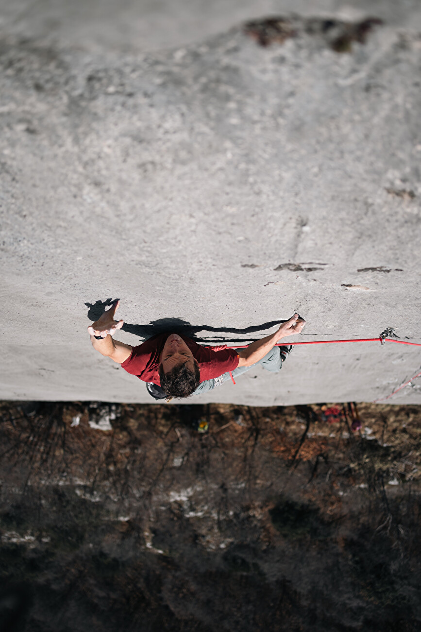 Alessandro Zeni Niobe Arco - Alessandro Zeni escalade 'Niobe' (9a), Lo Spettacolo, Arco, Italie, janvier 2026 Alessandro Zeni Niobe Arco - Alessandro Zeni escalade 'Niobe' (9a), Lo Spettacolo, Arco, Italie, janvier 2026