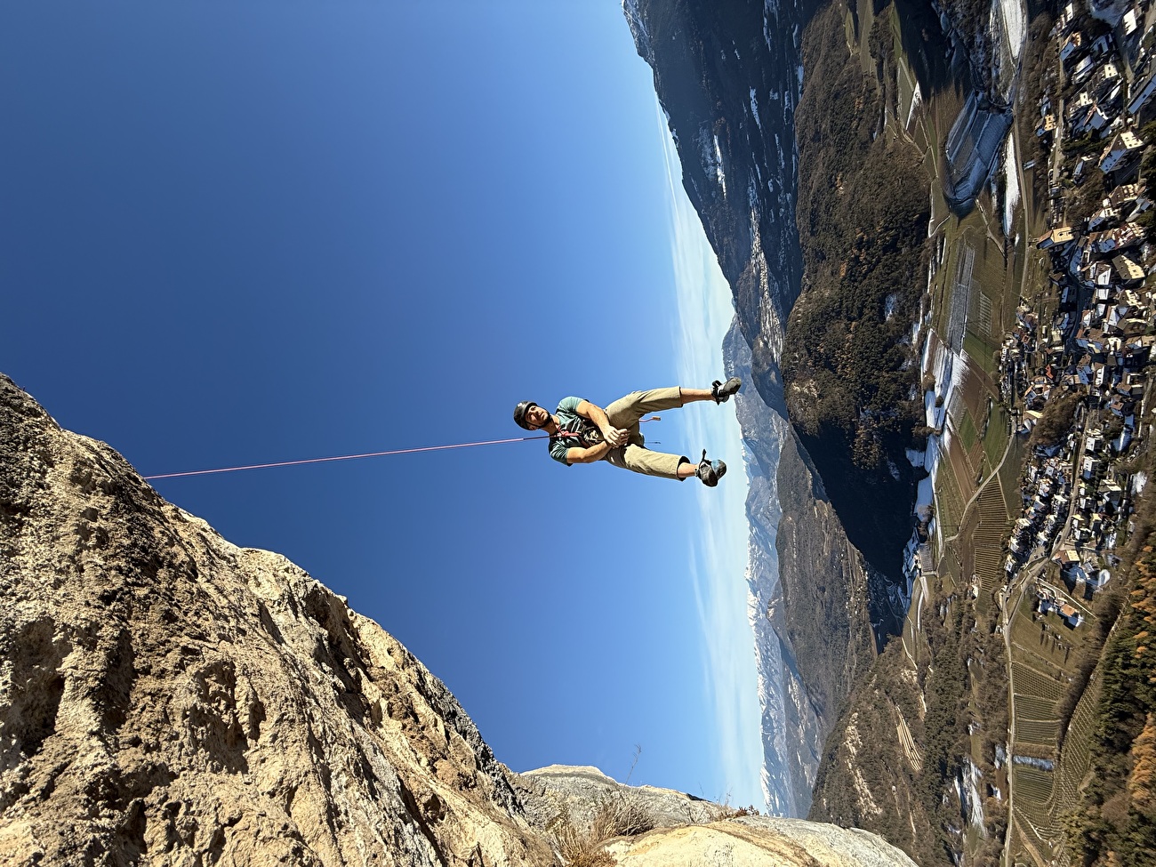 Petit Petò, paroi de Covelo, Valle del Sarca - La première ascension du 'Petit Petò' sur la paroi de Covelo dans la Valle del Sarca, Italie (Martin Giovanazzi, Elio Mazzalai, Sebastiano Merz, Mauro Zanon 2025) Petit Petò, paroi de Covelo, Valle del Sarca - La première ascension du 'Petit Petò' sur la paroi de Covelo dans la Valle del Sarca, Italie (Martin Giovanazzi, Elio Mazzalai, Sebastiano Merz, Mauro Zanon 2025)