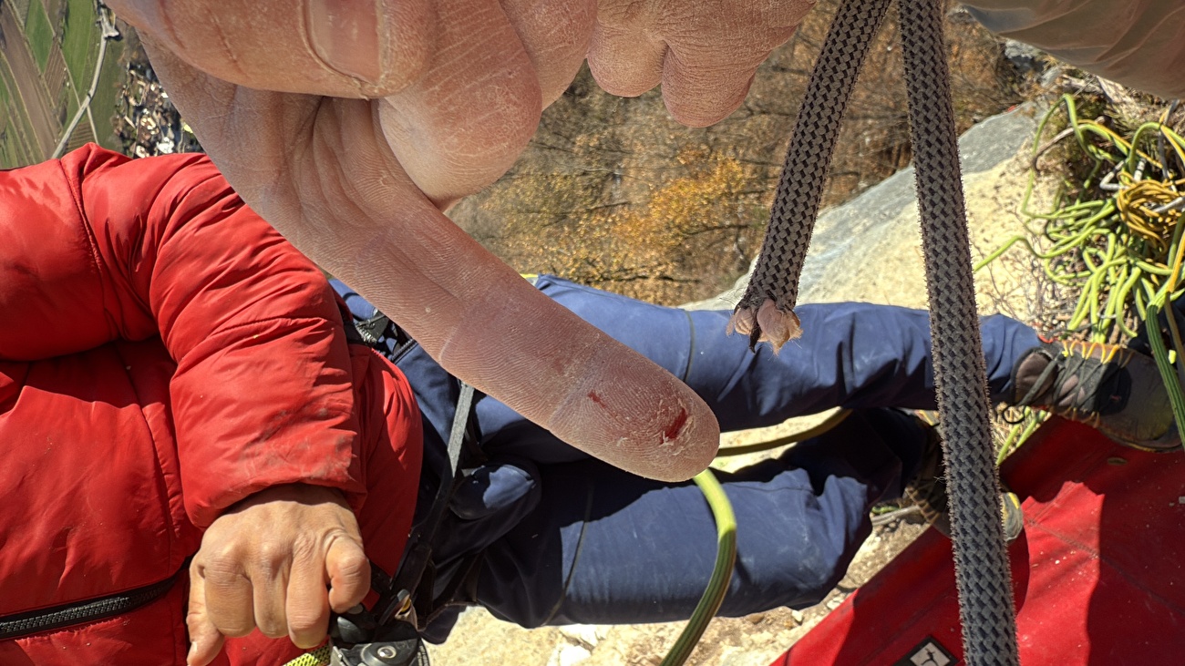 Petit Petò, paroi de Covelo, Valle del Sarca - La première ascension du 'Petit Petò' sur la paroi de Covelo dans la Valle del Sarca, Italie (Martin Giovanazzi, Elio Mazzalai, Sebastiano Merz, Mauro Zanon 2025) Petit Petò, paroi de Covelo, Valle del Sarca - La première ascension du 'Petit Petò' sur la paroi de Covelo dans la Valle del Sarca, Italie (Martin Giovanazzi, Elio Mazzalai, Sebastiano Merz, Mauro Zanon 2025)