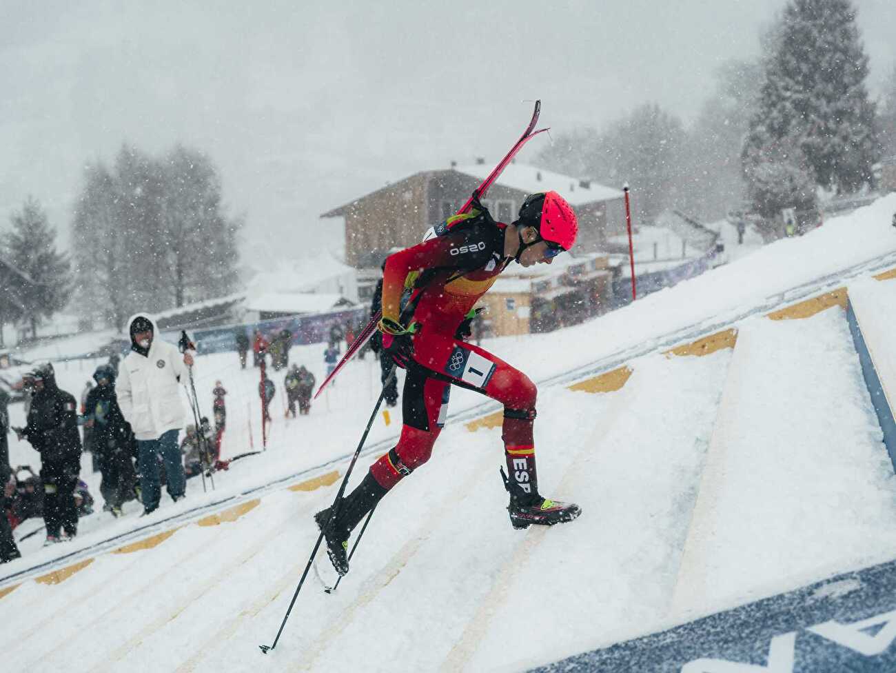 Ski-alpinisme, Jeux Olympiques de Milan Cortina 2026 - Oriol Cardona Coll en passe de remporter la course Sprint pour remporter la première médaille d'or historique du ski-alpinisme à Milan Cortina 2026 ! Ski-alpinisme, Jeux Olympiques de Milan Cortina 2026 - Oriol Cardona Coll en passe de remporter la course Sprint pour remporter la première médaille d'or historique du ski-alpinisme à Milan Cortina 2026 !