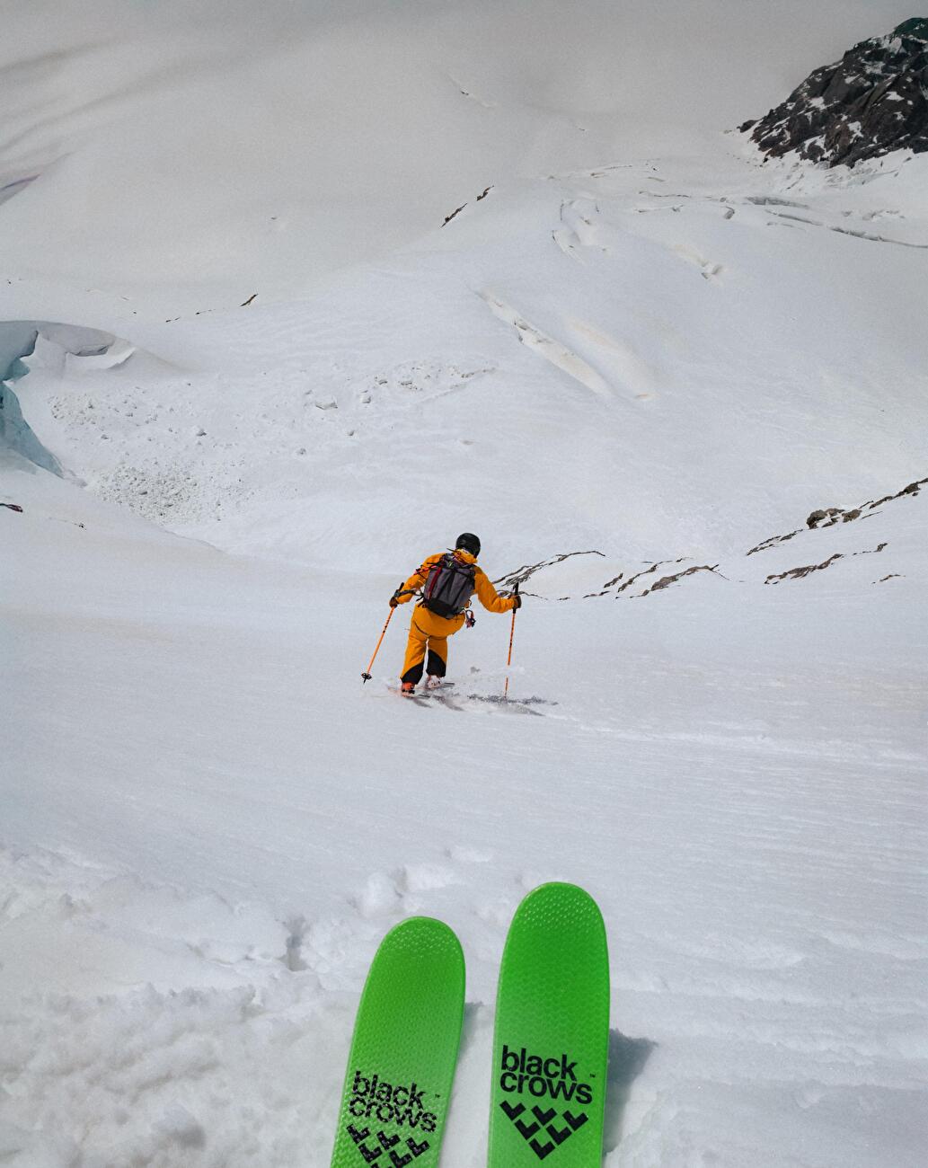 Tetnuldi, Géorgie, Elisa Bessega, Enrico Mosetti - Mont Tetnuldi (4858m) en Géorgie : Enrico Mosetti skie la face ouest Tetnuldi, Géorgie, Elisa Bessega, Enrico Mosetti - Mont Tetnuldi (4858m) en Géorgie : Enrico Mosetti skie la face ouest