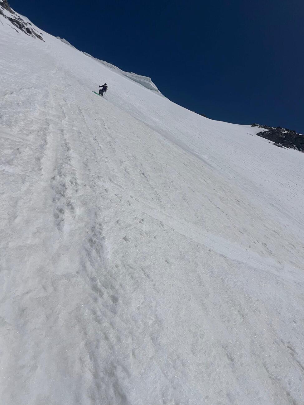 Tetnuldi, Géorgie, Elisa Bessega, Enrico Mosetti - Mont Tetnuldi (4858m) en Géorgie : Tetnuldi, Géorgie, Elisa Bessega, Enrico Mosetti - Mont Tetnuldi (4858m) en Géorgie :
