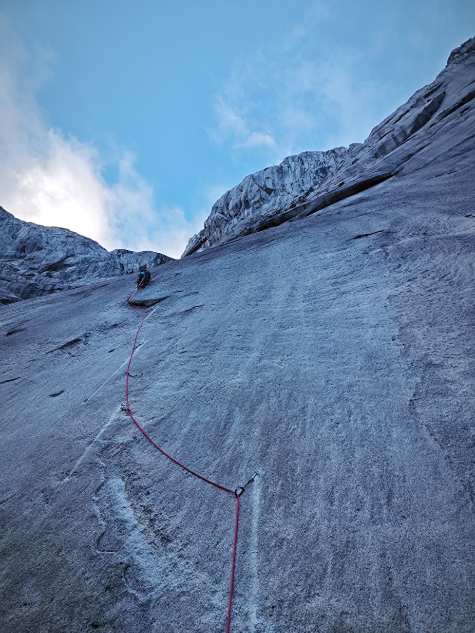 Vallée de Cochamó Chili, Cerro Walwalun, Mirco Grasso, Jernej Kruder - Réalisation de la première ascension du 'Tarock' sur le Cerro Walwalün dans la vallée de Cochamó, Chili (Mirco Grasso, Jernej Kruder 02/2026) Vallée de Cochamó Chili, Cerro Walwalun, Mirco Grasso, Jernej Kruder - Réalisation de la première ascension du 'Tarock' sur le Cerro Walwalün dans la vallée de Cochamó, Chili (Mirco Grasso, Jernej Kruder 02/2026)