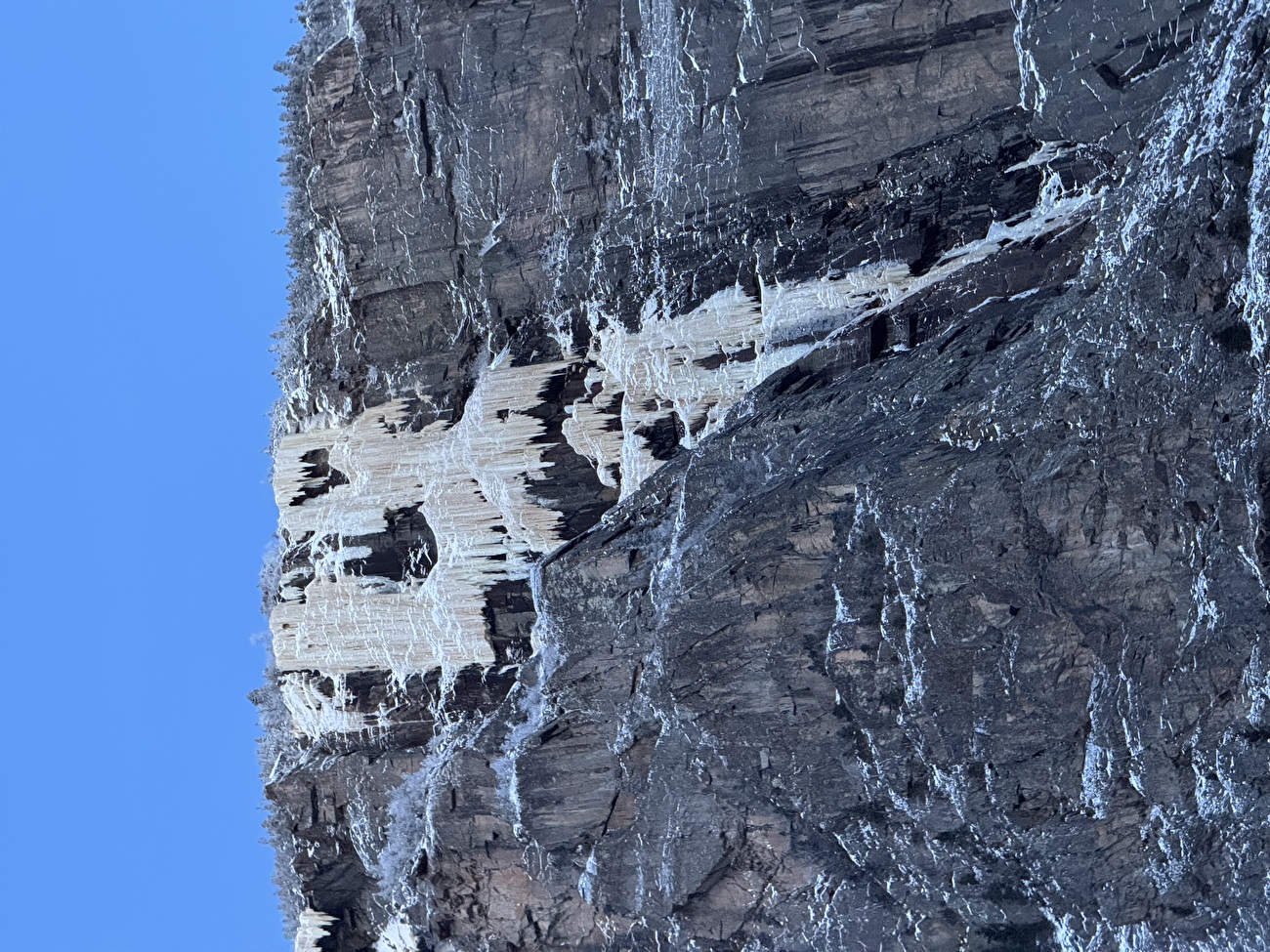 La Pomme d'Adam, La Malbaie, Canada, Vincent Landry, Frédéric Maltais - The first ascent of 'La Pomme d'Adam' in La Malbaie, Quebec, Canada (Vincent Landry, Frédéric Maltais 10/02/2026) La Pomme d'Adam, La Malbaie, Canada, Vincent Landry, Frédéric Maltais - The first ascent of 'La Pomme d'Adam' in La Malbaie, Quebec, Canada (Vincent Landry, Frédéric Maltais 10/02/2026)