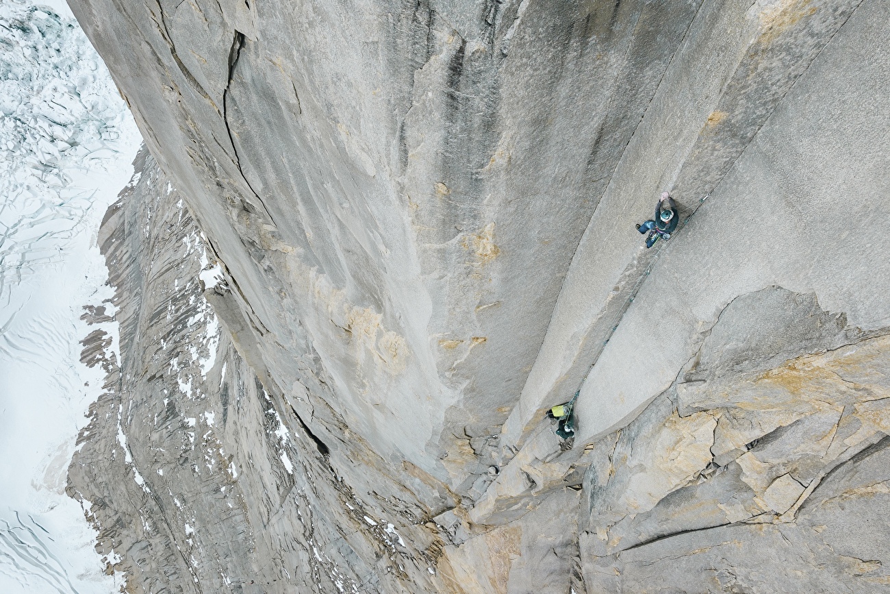 Tommy Caldwell et Siebe Vanhee effectuent une ascension gratuite de 24 heures de la route sud-africaine sur la tour centrale de Paine en Patagonie
