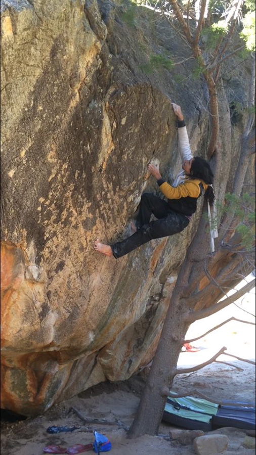 Charles Albert, Monkey Wedding, Rocklands - Le grimpeur français Charles Albert répétant le 8C « Monkey Wedding » de Fred Nicole à Rocklands, Afrique du Sud Charles Albert, Monkey Wedding, Rocklands - Le grimpeur français Charles Albert répétant le 8C « Monkey Wedding » de Fred Nicole à Rocklands, Afrique du Sud