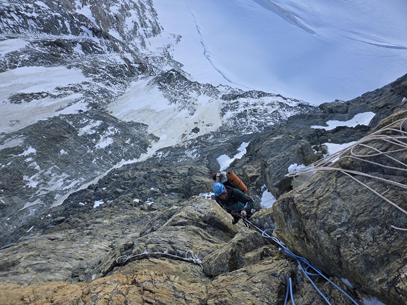 Matterhorn Zmutt, Matteo Della Bordella, Giacomo Mauri - L'ascension hivernale de la route 'Gogna-Cerruti' sur le nez Zmutt du Cervin (Matteo Della Bordella, Giacomo Mauri 07-08/03/2026)