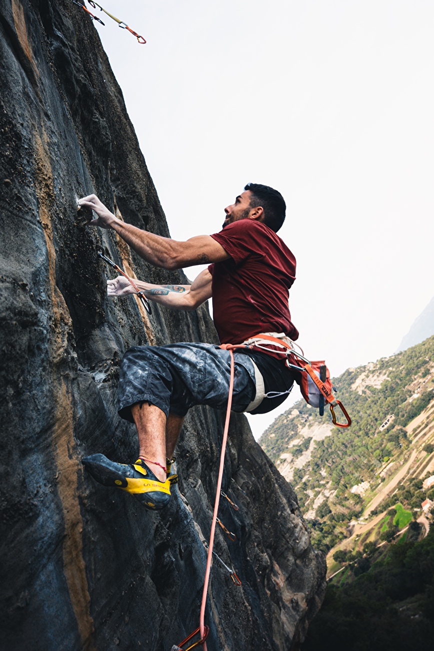 Alberto Ginés López Cova de l'Ocell - Alberto Ginés López envoie Alberto Ginés López Cova de l'Ocell - Alberto Ginés López envoie