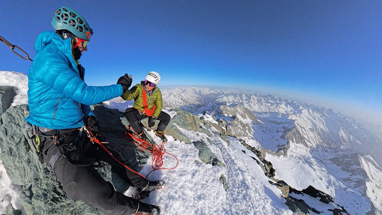 Grossglockner, Autriche, Radoslav Groh, Juraj Koreň - Radoslav Groh et Juraj Koreň au sommet du Großglockner en Autriche après avoir établi 'Kaiser Direct' sur la face sud (03/07/2026)