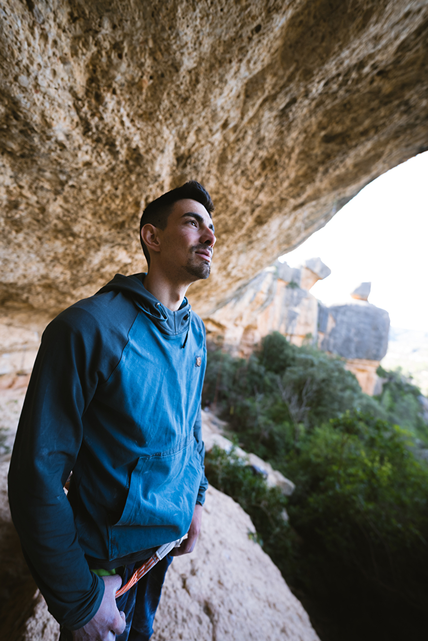 Jorge Díaz-Rullo Café Colombia Margalef - Jorge Díaz-Rullo escalade son 'Café Colombia' à Margalef en Espagne