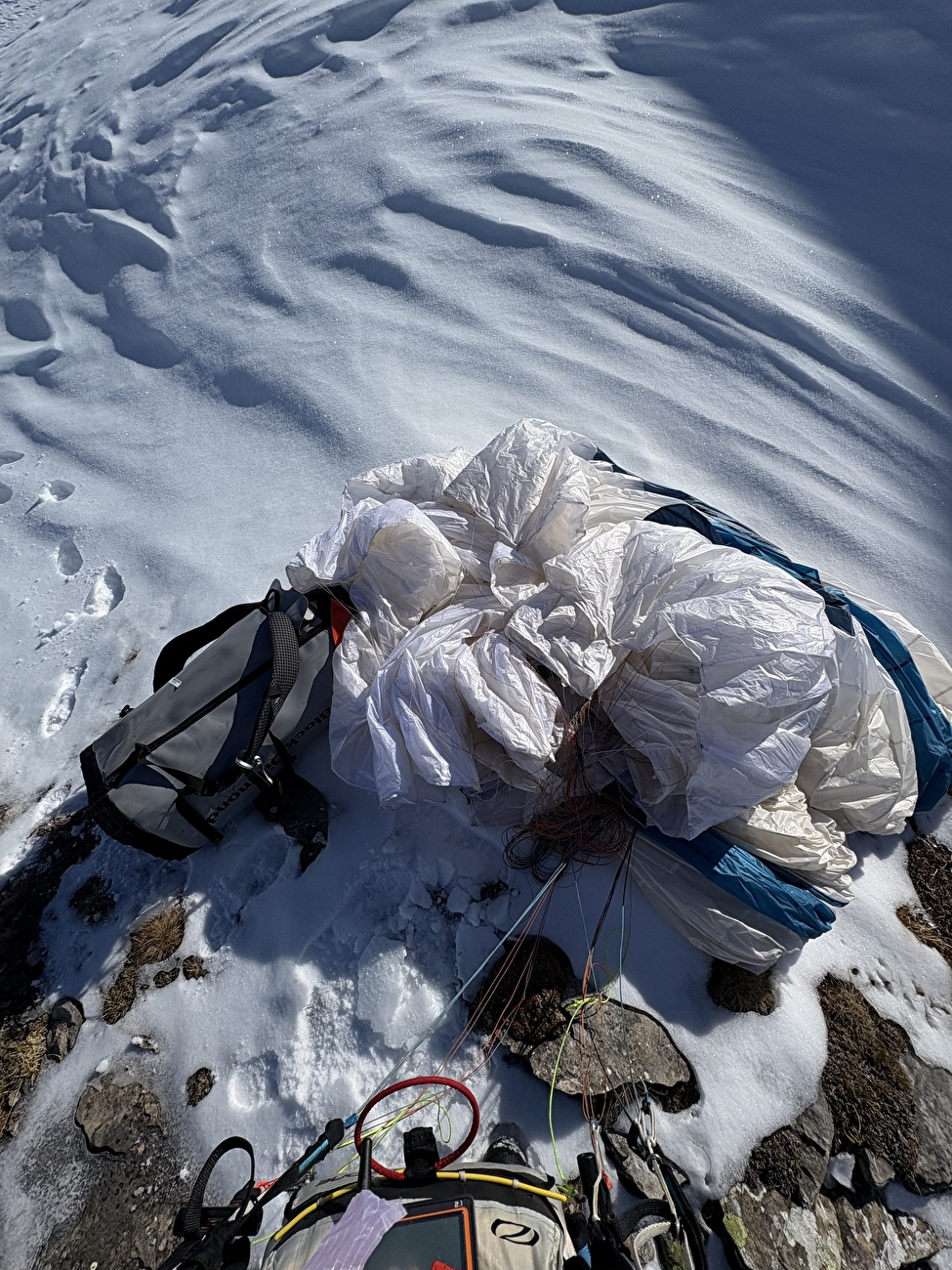 Yannick Glatthard - Yannick Glatthard réalise la première ascension du Yannick Glatthard - Yannick Glatthard réalise la première ascension du