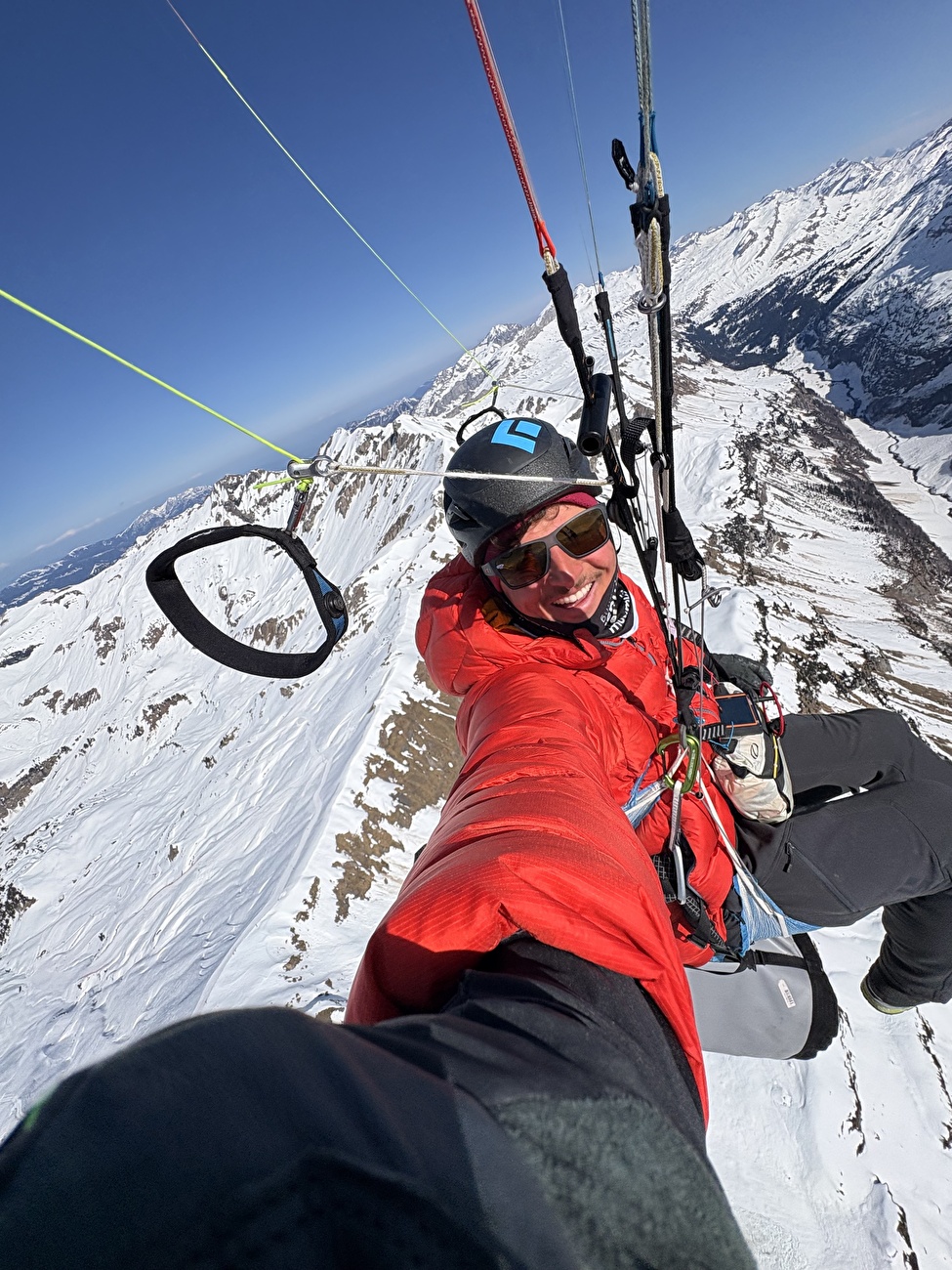 Yannick Glatthard - Yannick Glatthard réalise la première ascension du Yannick Glatthard - Yannick Glatthard réalise la première ascension du
