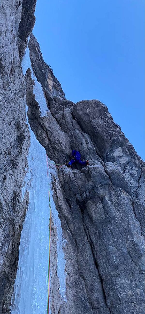 Marmarole, Dolomites, Marco Toldo, Aldo Valmassoi - La première ascension de la montée de glace 'Subconscia', Marmarole, Dolomites (Marco Toldo, Aldo Valmassoi 22/01/2026) Marmarole, Dolomites, Marco Toldo, Aldo Valmassoi - La première ascension de la montée de glace 'Subconscia', Marmarole, Dolomites (Marco Toldo, Aldo Valmassoi 22/01/2026)