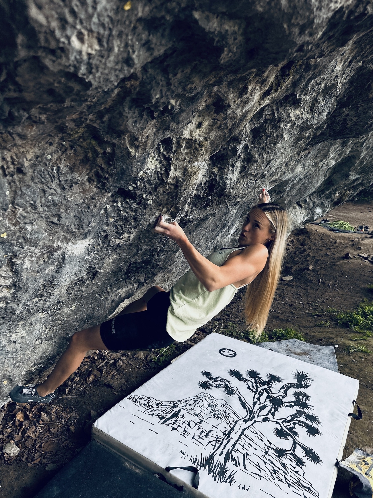 Jana Švecová, Nova, Lidomorna, Moravsky Karst - Jana Švecová réalise la première ascension du 'Nova' 8B+ à Lidomorna, Moravsky Karst, République tchèque