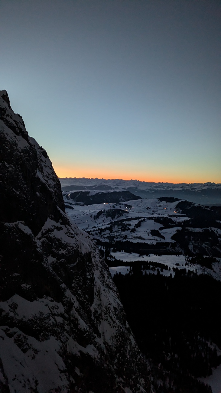 Titus Prinoth Plattkofel / Langkofel, Dolomites - Titus Prinoth réalise l'ascension hivernale en solitaire du '10 ani do' sur Plattkofel, Dolomites (25-26/02/2026) Titus Prinoth Plattkofel / Langkofel, Dolomites - Titus Prinoth réalise l'ascension hivernale en solitaire du '10 ani do' sur Plattkofel, Dolomites (25-26/02/2026)