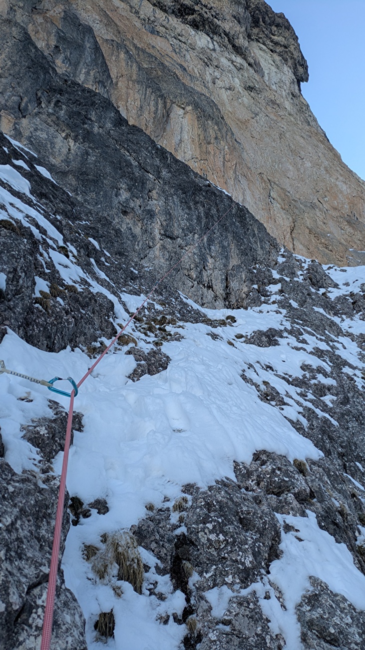 Titus Prinoth Plattkofel / Langkofel, Dolomites - Titus Prinoth réalise l'ascension hivernale en solitaire du '10 ani do' sur Plattkofel, Dolomites (25-26/02/2026) Titus Prinoth Plattkofel / Langkofel, Dolomites - Titus Prinoth réalise l'ascension hivernale en solitaire du '10 ani do' sur Plattkofel, Dolomites (25-26/02/2026)
