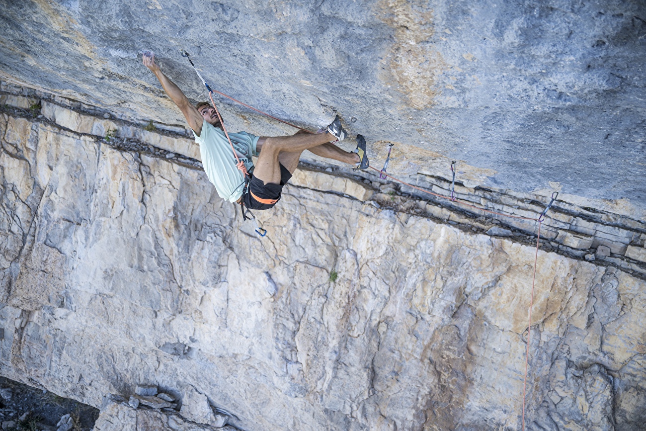 Yannick Flohé - Yannick Flohé fait la première reprise de 'Ratstaman Vibrations' (9b/+) à Céüse. L'ascension a été réalisée par Chris Sharma et libérée en août 2022 par Alexander Megos.
