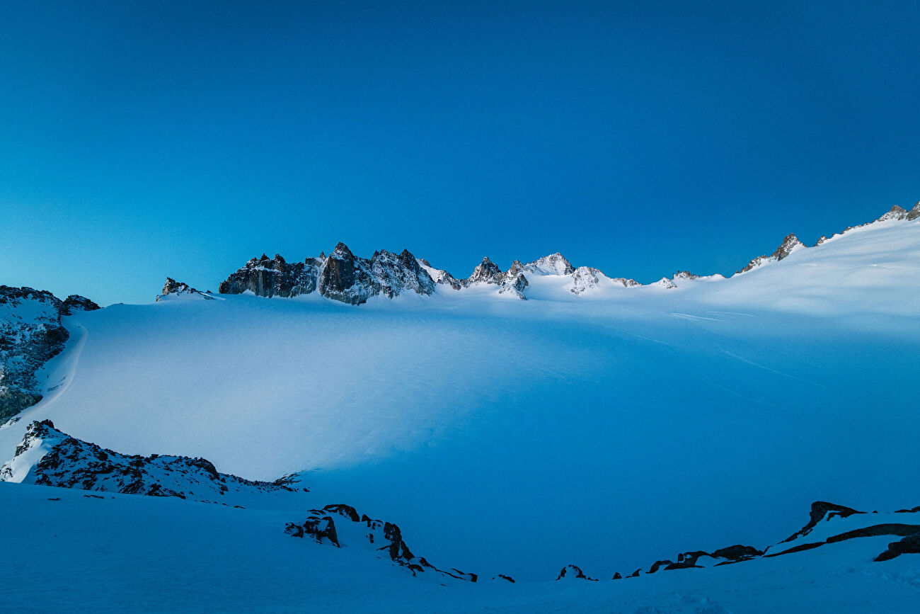 Tête de Biselx, Fay Manners, Ella Wright - La première ascension de 'La Muse du Trient' sur Tête Biselx, Suisse (Fay Manners, Ella Wright 3-4/04/2026)