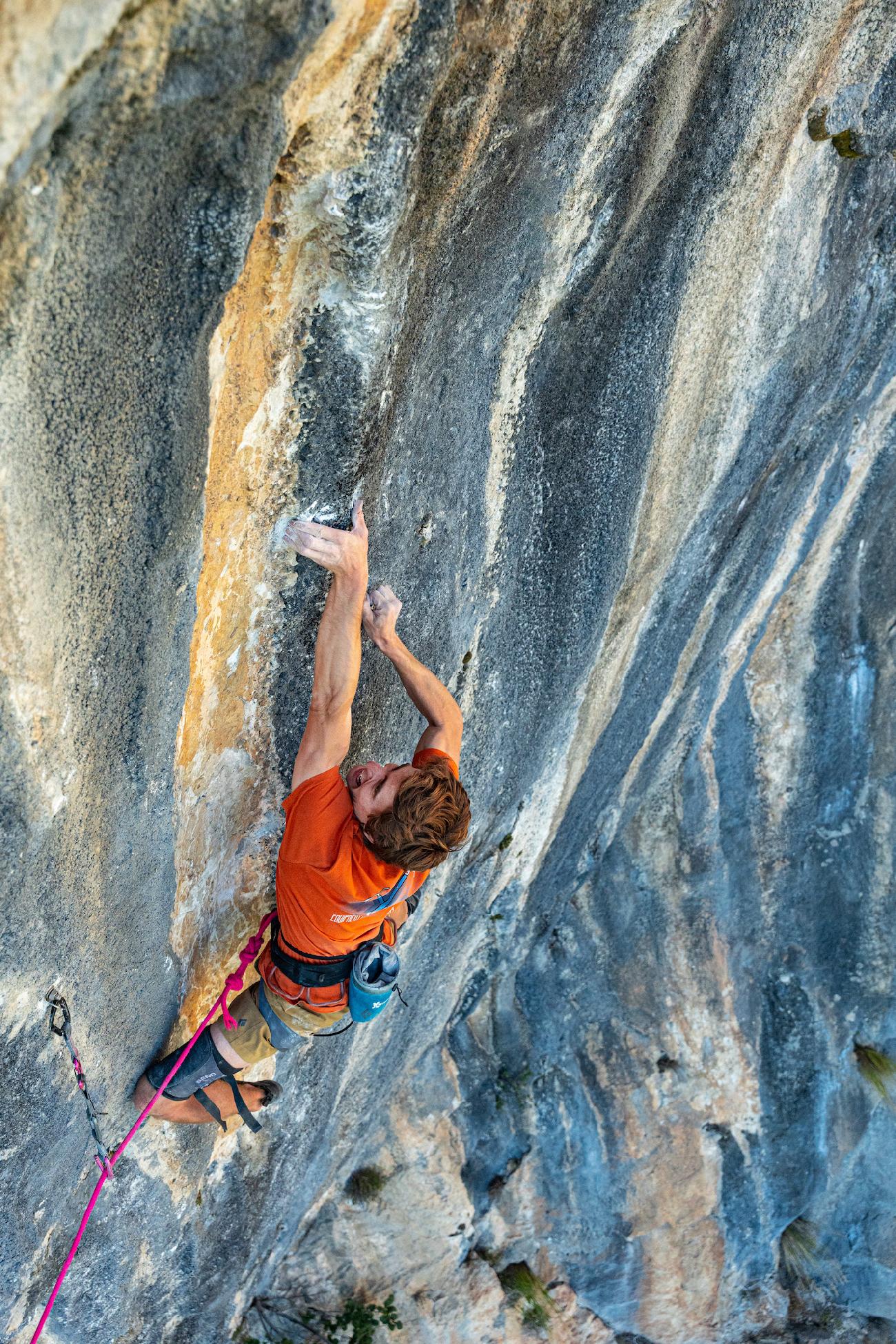 Seb Bouin Lapsus Andonno - Seb Bouin répète 'Lapsus' à Andonno en Italie