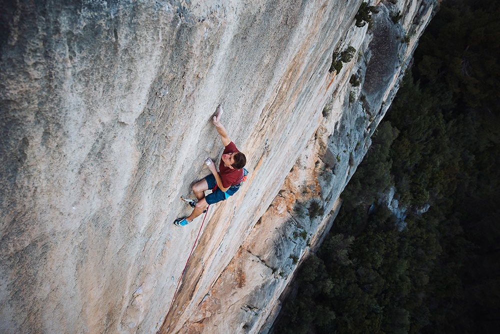 Cimaï, Seb Bouin - Sébastien Bouin climbing at Cimaï in France